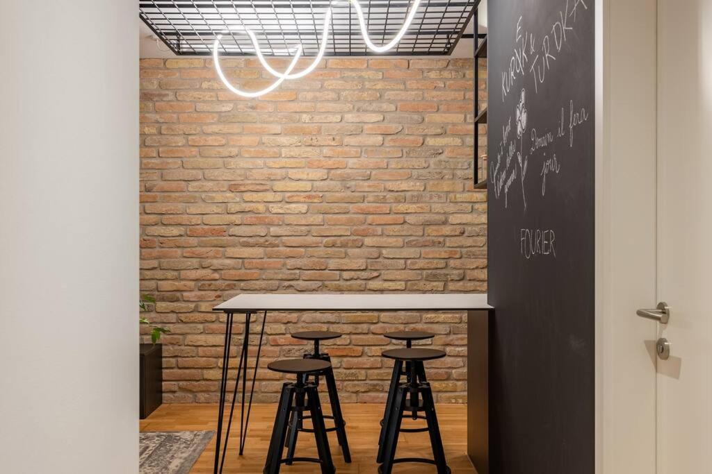 Slovakia Modern Urban Sanctuary Apartman Pozsony